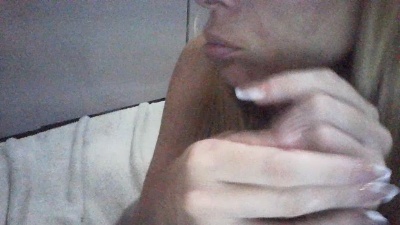 barbiezinhaa1 live cam on Cam4