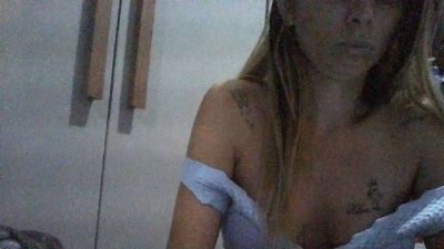 barbiezinhaa1 live cam on Cam4