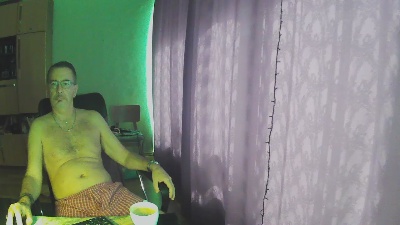 barmaley22 live cam on Cam4