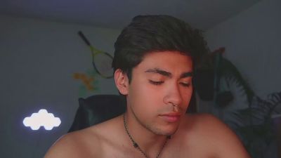 bast33g live cam on Cam4