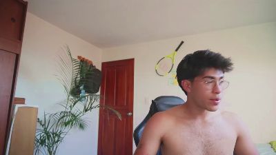 bast33g live cam on Cam4