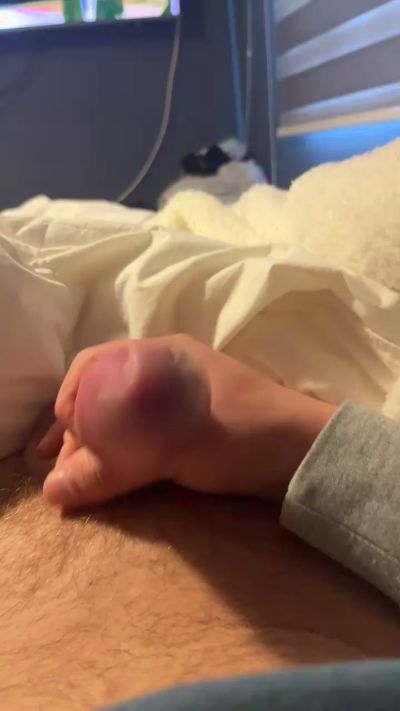 bastian348 live cam on Cam4