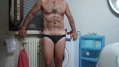 batbegins live cam on Cam4