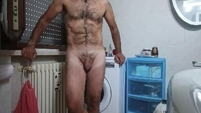 batbegins live cam on Cam4