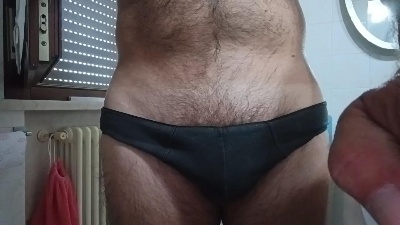 batbegins live cam on Cam4