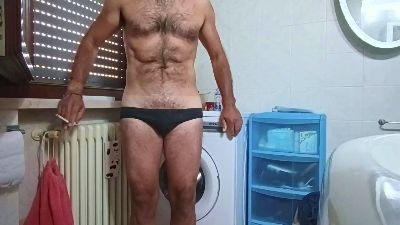 batbegins live cam on Cam4