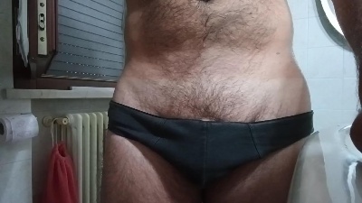 batbegins live cam on Cam4