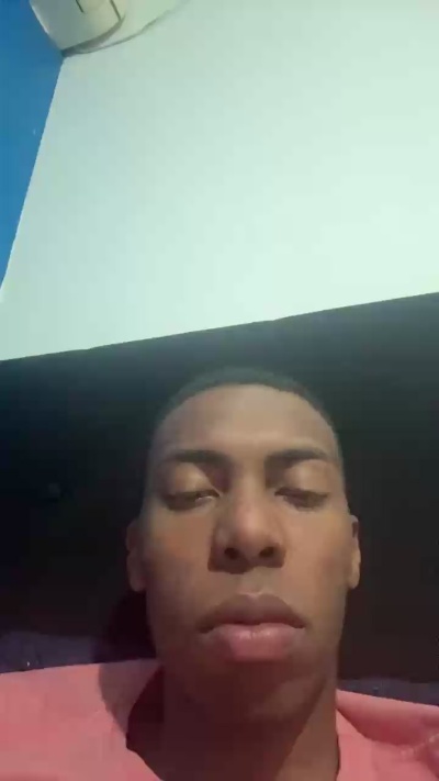 bb_bigblacksexy live cam on Cam4