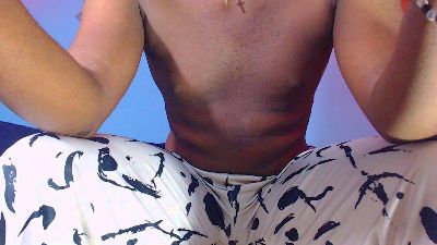 bbc_stallionn live cam on Cam4