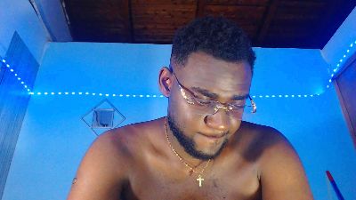 bbc_stallionn live cam on Cam4