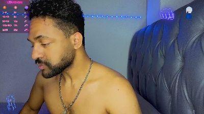bbcblackhot33 live cam on Cam4