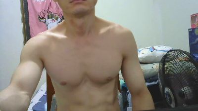 bbq322 - live cam model from Taiwan