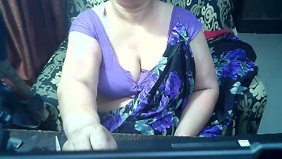 bbwmilf36 live cam on Cam4
