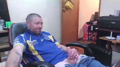 bcrazy1 live cam on Cam4