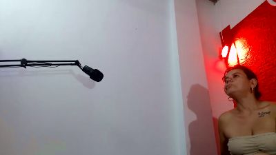 bdsmforever18 live cam on Cam4