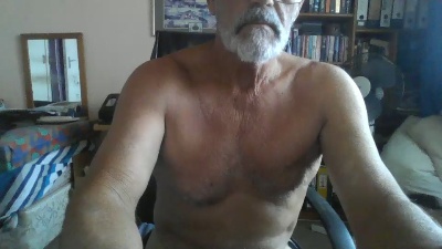 beachbodz live cam on Cam4
