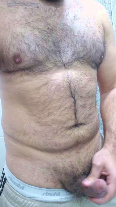 bear33 live cam on Cam4