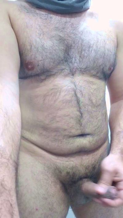 bear33 live cam on Cam4