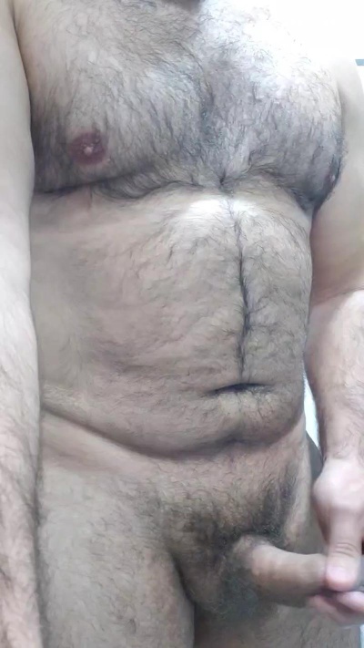bear33 live cam on Cam4