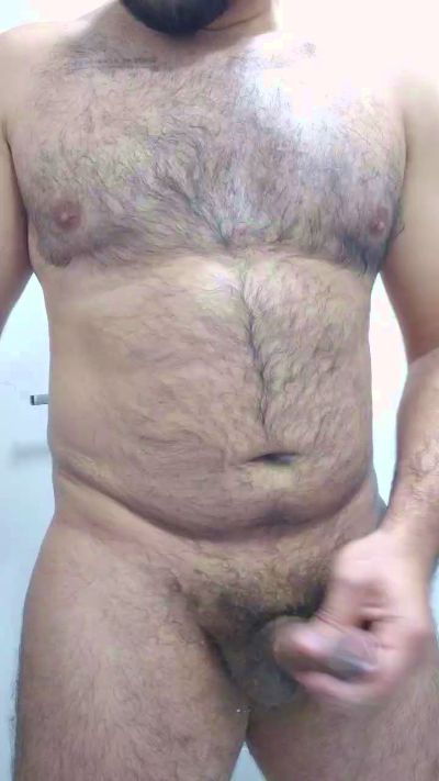 bear33 live cam on Cam4