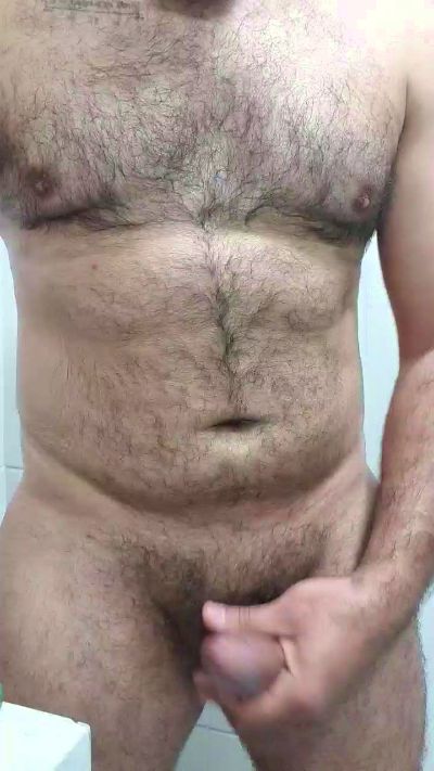 bear33 live cam on Cam4