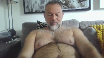 bear70s live cam on Cam4