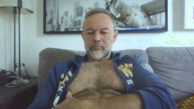 bear70s live cam on Cam4
