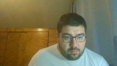bearcaran live cam on Cam4