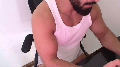 beard_man_sexy live cam on Cam4