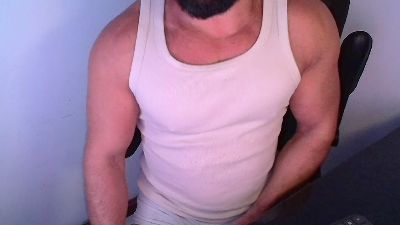 beard_man_sexy live cam on Cam4