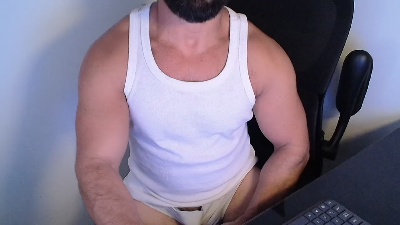 beard_man_sexy live cam on Cam4