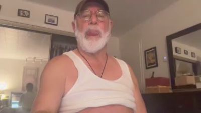 bearfacts709 live cam on Cam4