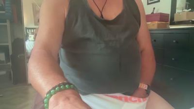 bearfacts709 live cam on Cam4