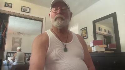bearfacts live cam on Cam4
