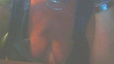beatrixkiddd live cam on Cam4