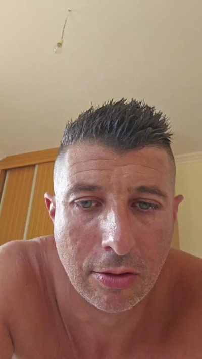 beaugosse3 live cam on Cam4