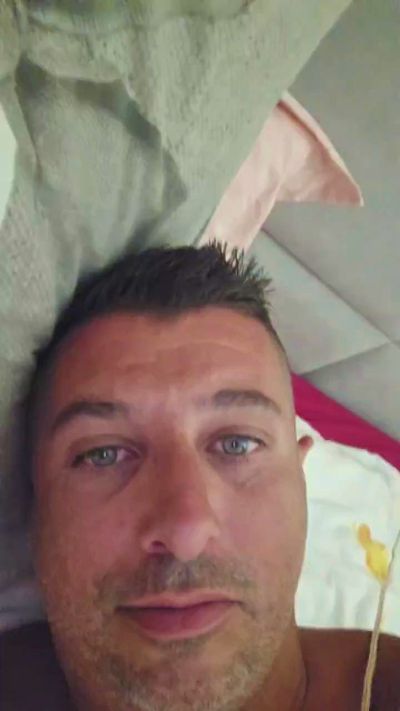 beaugosse3 live cam on Cam4