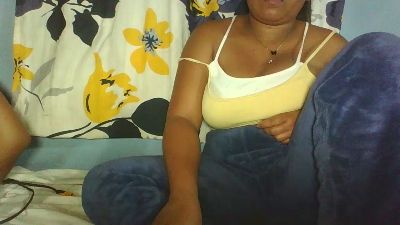 beautyboobs2 live cam on Cam4
