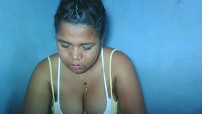 beautyboobs2 live cam on Cam4