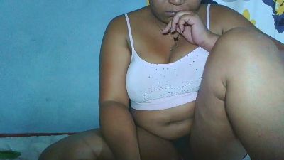 beautyboobs2 live cam on Cam4