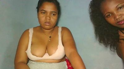 beautyboobs2 live cam on Cam4