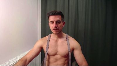 beautyhardbeast live cam on Cam4