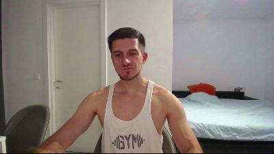 beautyhardbeast live cam on Cam4