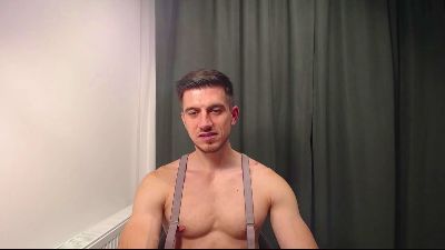beautyhardbeast live cam on Cam4