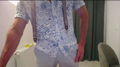 beautyhardbeast live cam on Cam4