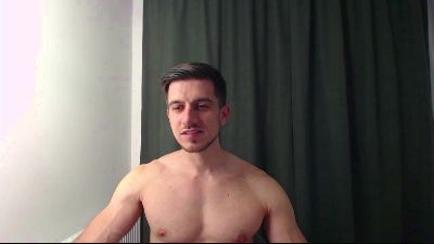 beautyhardbeast live cam on Cam4