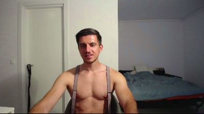 beautyhardbeast live cam on Cam4