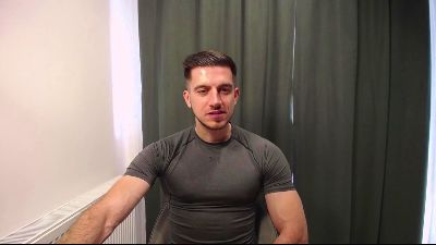 beautyhardbeast live cam on Cam4