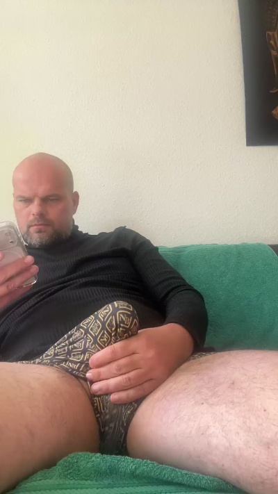 beautyyyy81 live cam on Cam4