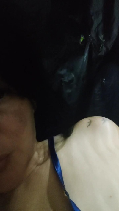 bebahot00 live cam on Cam4